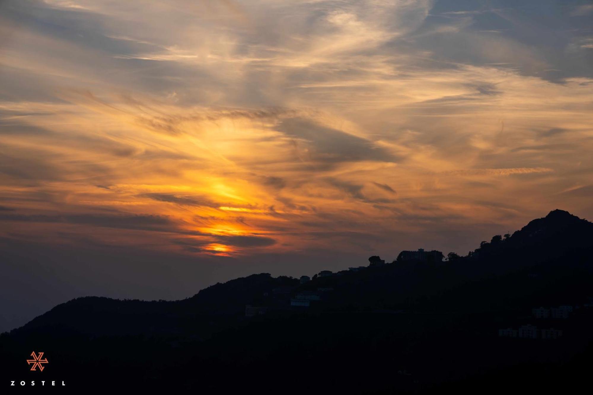 Zostel Mussoorie Hostel Exterior foto