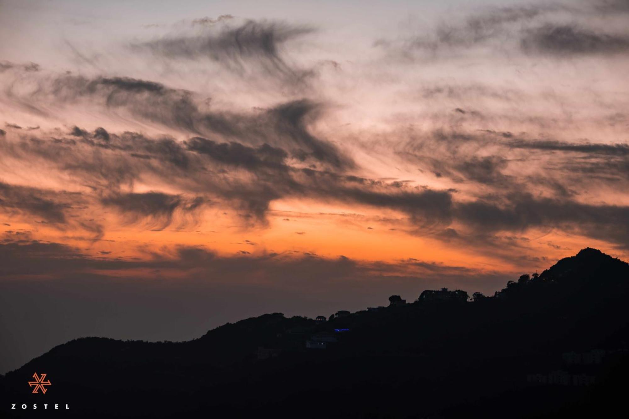 Zostel Mussoorie Hostel Exterior foto